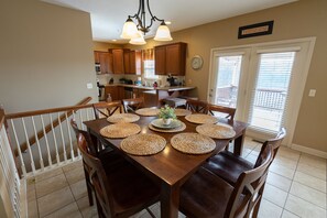 In-room dining - Deer Valley 164 (Branson)