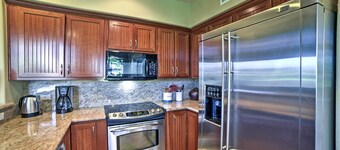 Luxury Mauna Lani Resort Villa - Beach Access!