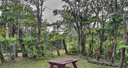 Tropical Volcano Bungalow < 4 Mi to Nat'l Park!