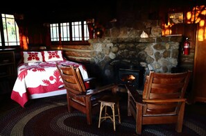 1 slaapkamer, een strijkplank/strijkijzer, beddengoed