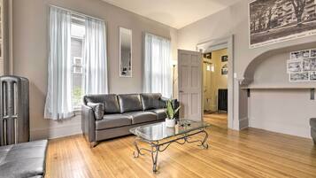 Apartment (1 Bedroom) | Interior