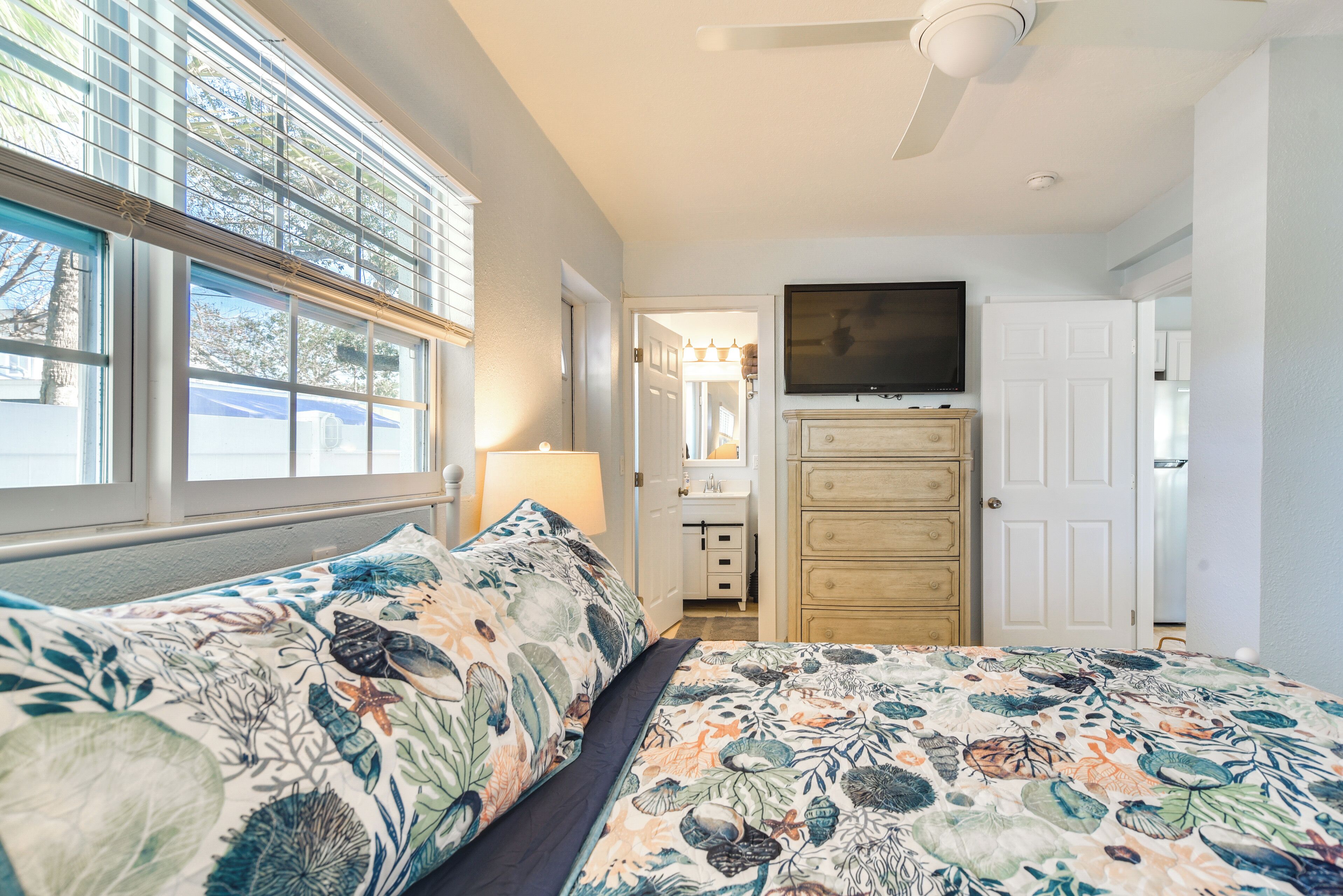 Apartment (1 Bedroom) | Interior