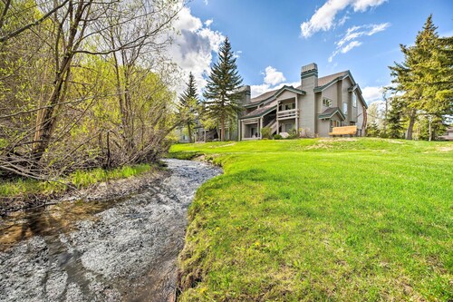 Hot Tub Access: Mammoth Lakes Nature Escape!