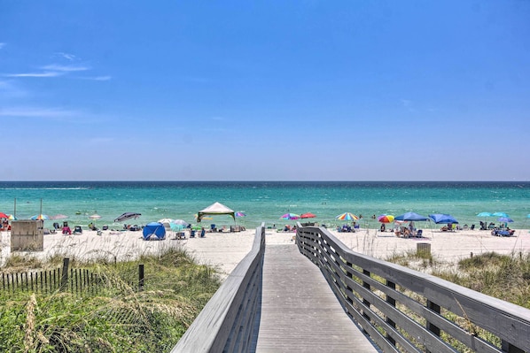 Interior - Walk to Beach: Modern PCB Townhome w/ Patio (Panama City Beach)