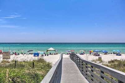 Walk to Beach: Modern PCB Townhome w/ Patio