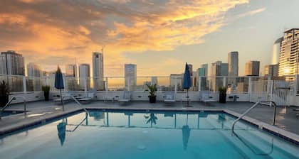 NYC-Style Loft w/ Rooftop Pool, Free Parking + Downtown Location