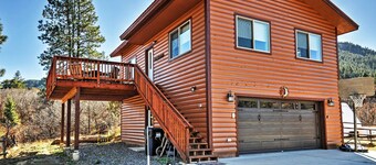 Pagosa Springs Escape w/ Deck, Hot Tub & Grill!
