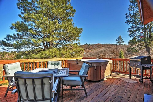 Pagosa Springs Escape w/ Deck, Hot Tub & Grill!