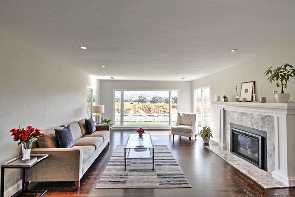 House (4 Bedrooms) | Interior - Beautiful Sonoma House w/ Patio & Vineyard Views! (Sonoma)