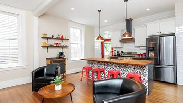 Nhà (4 Bedrooms) | Nội thất
