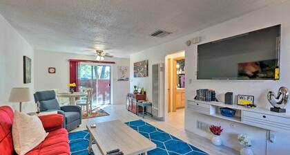 Santa Fe Bungalow ~ 2 Mi to Downtown!