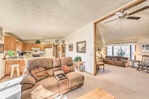 單棟房屋 (3 Bedrooms) | 內部