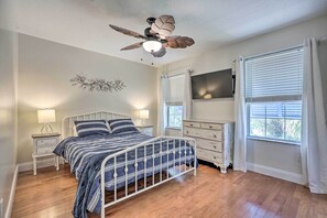 House (3 Bedrooms) | 3 bedrooms, laptop workspace, iron/ironing board, free cribs/infant beds - St Augustine Home w/ Swim Spa & Marsh Views! (St. Augustine)