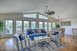 Living area - St Augustine Home w/ Swim Spa & Marsh Views! (St. Augustine)