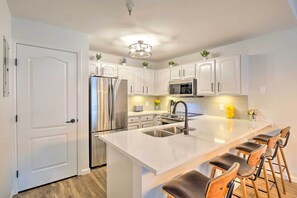 Apartment (2 Bedrooms) | Interior - Balcony & Hot Tub Access: Modern Breck Escape! (Breckenridge)