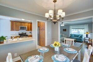 Cottage (2 Bedrooms) | Interior