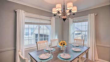 Cottage (2 Bedrooms) | Interior