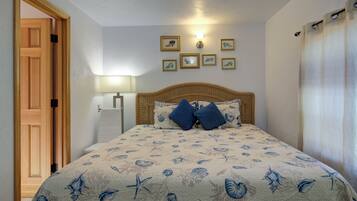 Standaard kamer, 1 queensize bed met slaapbank | 1 slaapkamer, individueel gedecoreerd, individueel gemeubileerd