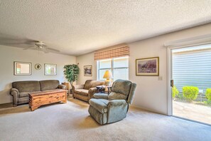 House (2 Bedrooms) | Interior