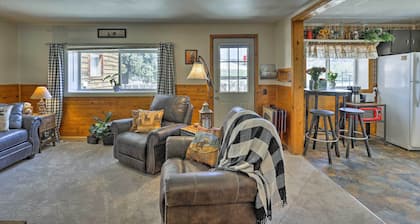 Hot Sulphur Springs Cottage - Near Resort & Rmnp!