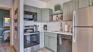 Apartment (1 Bedroom) | Interior