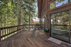 Interior - Tahoe Donner Retreat w/ Decks & Lake Access! (Truckee)