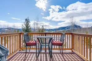 Apartment (3 Bedrooms) | Interior - 8 Mi to Keystone: Mtn-view Ski Retreat! (Silverthorne)