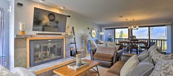 Ski, Shred & Tube: Mtn-view Condo in Silverthrone!