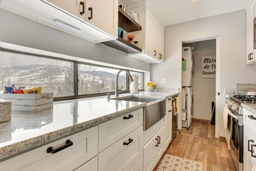 Mtn-view Condo Near Hiking in Silverthorne!