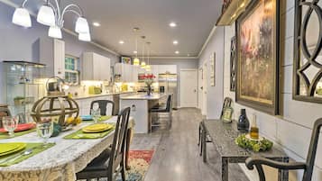 Cottage (2 Bedrooms) | Intérieur