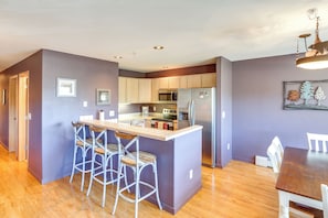 Apartment (2 Bedrooms) | Interior - Stunning Mountain Views: Silverthorne Condo! (Silverthorne)
