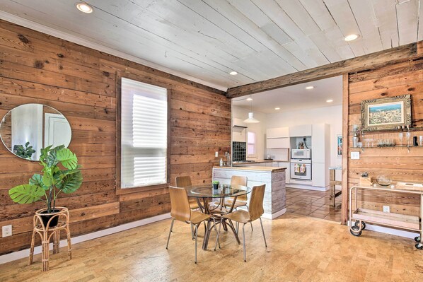 House (3 Bedrooms) | Interior - Contemporary San Antonio Home w/ Private Yard (San Antonio)