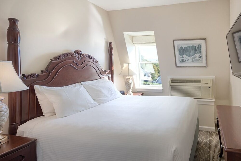 1 Bedroom Suite in Victorian Style, Jamestown, RI Jamestown Vrbo