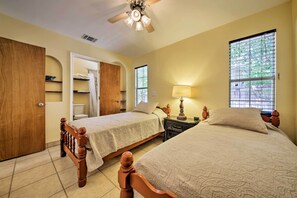 Interior - San Antonio House w/ Private Pool, Spa & Grill (San Antonio)