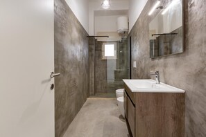 Apartment | Bathroom