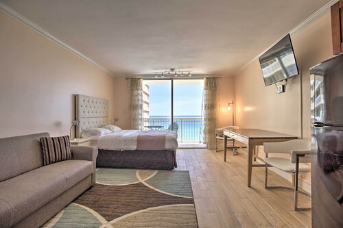 Ocean-view Studio in Marco Polo Beach Resort!