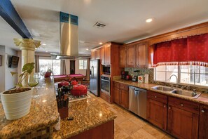 House (3 Bedrooms) | Interior - Elegant Home w/ Pool Table: 3 Mi to Vegas Strip! (Las Vegas)