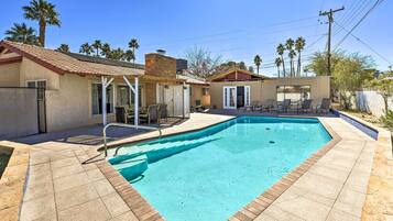 House (3 Bedrooms) | Front of property