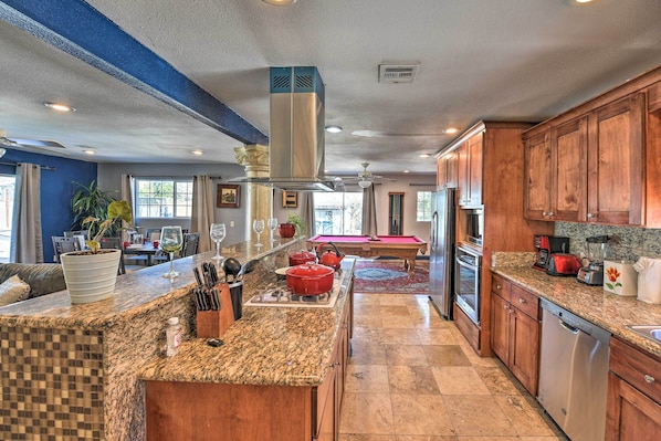 House (3 Bedrooms) | Interior - Elegant Home w/ Pool Table: 3 Mi to Vegas Strip! (Las Vegas)