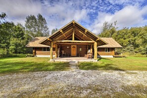 House (2 Bedrooms) | Exterior - Valders Log Home Near EEA Air Show & Sheboygan! (Valders)