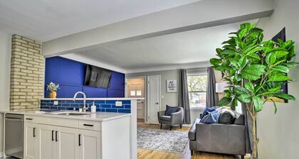 Cozy Home: Wifi, Parking, 5 Mi to Dtwn Mpls!