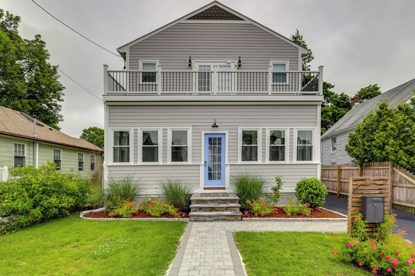Cottage (2 Bedrooms) | Front of property