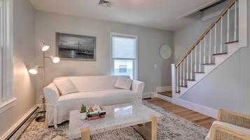 Cottage (2 Bedrooms) | Interior