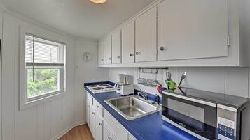 Cottage (2 Bedrooms) | Interior