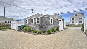 Cottage (2 Bedrooms) | Interior