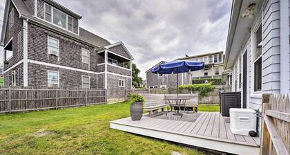 Idyllic Newport Area Cottage - Walk to First Beach