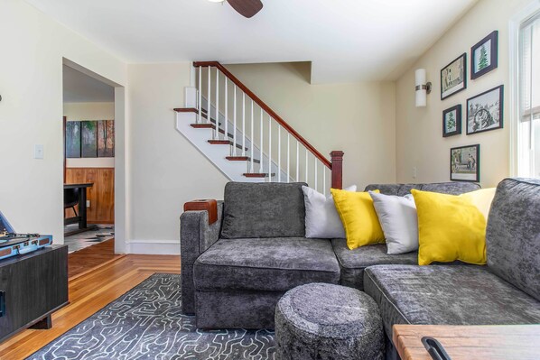House (2 Bedrooms) | Interior - Pet-friendly Cranston Home w/ Fire Pit & Bbq! (Cranston)