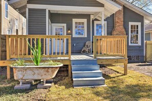Interior - Renovated Historic Home w/ Yard: 2 Mi to Dtwn (Mobile)