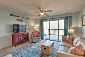 Interior - Stylish Gulf Shores Getaway w/ Dock Access! (Gulf Shores)