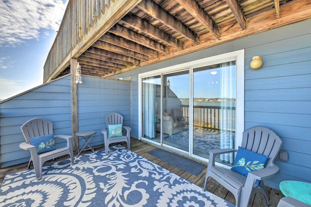 Stylish Gulf Shores Getaway w/ Dock Access! - Oyster Bay, AL
